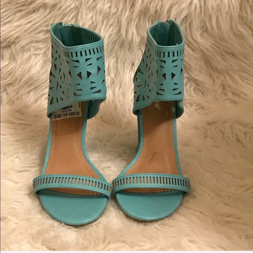 ✨ Women’s Bamboo Heel - Size 8 1/2 💜 - Picture 1 of 6